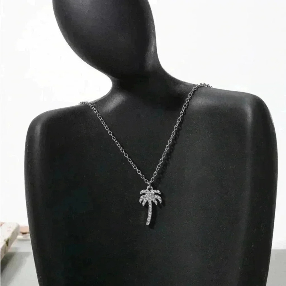 ⚠️Clearance Palm Tree Charm Necklace Silver - Picture 2 of 5